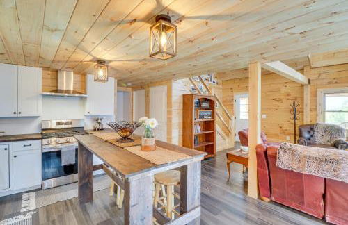 Secluded Cabin with Mtn Views about 33 Mi to Bigfork! - Photo 9