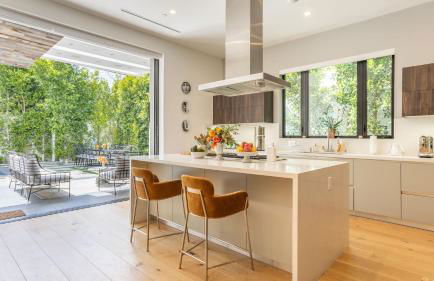 Luxe Weho Villa, Walk to Melrose Ave, Pool + Hot Tub North Vista by Avantstay - Foto 35