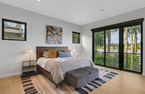 4BR 4BA Modern Lakefront Lodge - Foto 2