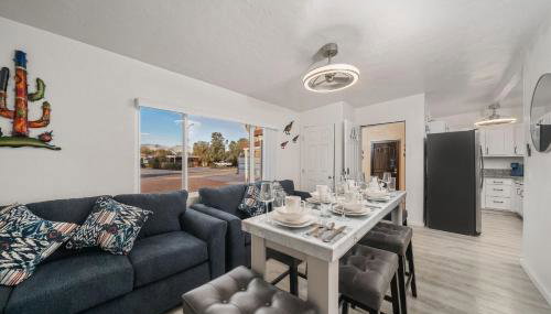 3BR 2BA Comfy Home with Jacuzzi - Foto 5