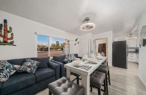 3BR 2BA Comfy Home with Jacuzzi - Foto 5