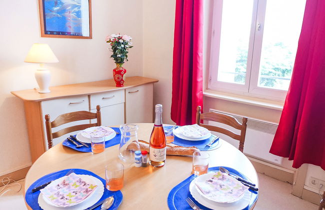 1 bedroom Apartment in La Richardais with garden - Photo 8