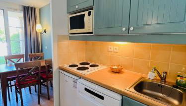 Le SPOT Piscine chauffée & Fun - Foto 5, stove, dishwasher