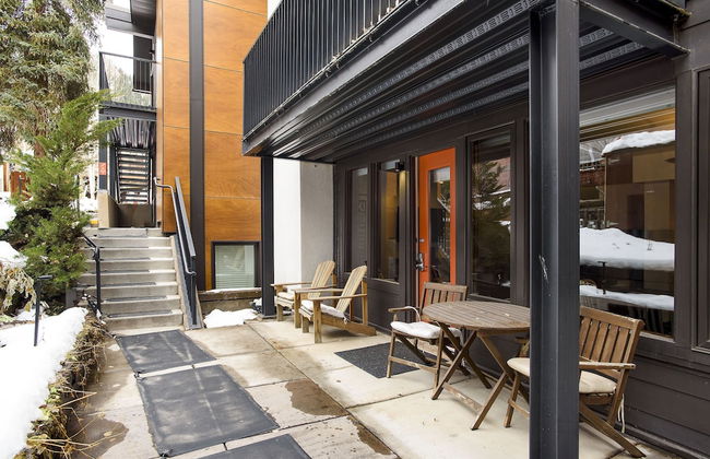 Fifth Avenue Condominiums by Frias - Foto 49