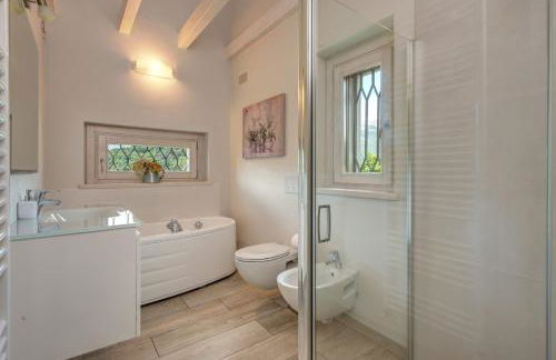 Villa La Corte with amazing pool and garden - Foto 33