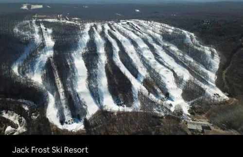 Gorgeous Cozy 5 Bedroom House with Hottub,Lake,Pool - Foto 55