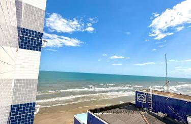 Piscina Lazer Frente ao Mar - Foto 14