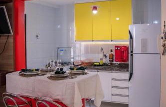 MAIOR NOTA - 2 Quartos com AR CONDICIONADOS SPLIT, Air Fryer, Wi-Fi, Disney Plus, Star Plus, HBO Max, Cadeiras de Praia, Caixa Térmica, Churrasqueira, Rede para Descanso e Chuveirão - 8 pessoas - CONFORTO Máximo - Melhor Localização!! - Photo 19