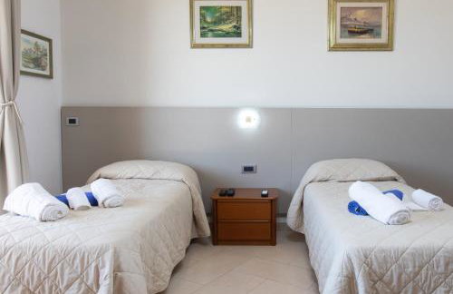 Villa Eleonora con piscina Fronte Mare - Foto 51