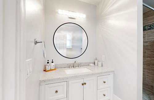 Beach View, Multiple Outdoor Spaces! Milford Haven - Foto 18