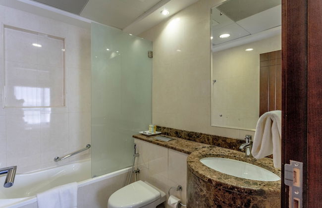 Auris Boutique Hotel Apartments - Photo 37