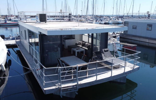 Hausboot in Boltenhagen - Foto 1