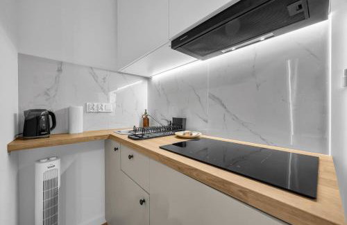 Praga Studio - 140m Metro, near PGE Narodowy Stadium - by Rentujemy - Foto 13