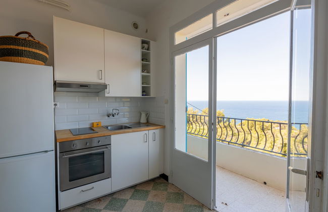1 bedroom Apartment in Carqueiranne with terrace - Photo 5
