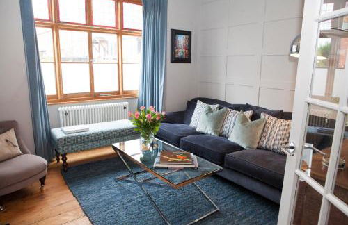 Shrewsbury Townhouse - Free Parking - Photo 2