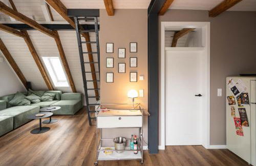 Traumhafte Ferienwohnung am Park, großer Balkon, voll ausgestattete Küche, Schreibtisch, WiFi, Smart TV, Carport, Wallbox, Fahrräder - Foto 26