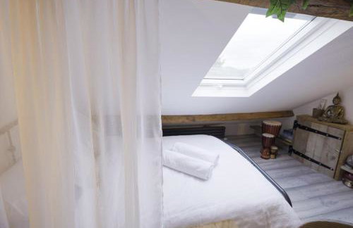 Quirky & cosy 1 or 2 bedroom house in peaceful village - Photo 23