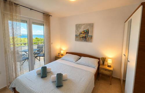 Apartman with sea view KAVALA- Pašman, Kraj - Foto 25