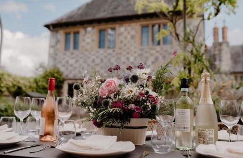 Manor Estate - Two Accommodation Wings - Sleeps 14 - Foto 75