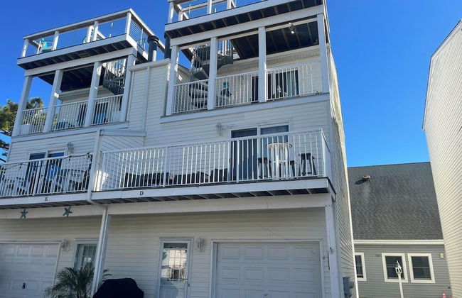 Rodney Avenue 107d - Photo 1