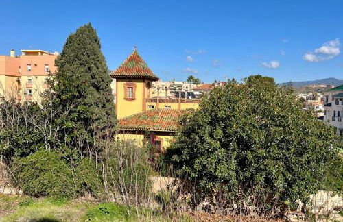 Urban Retreat with Views & Terrace - Foto 18