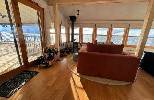 Cozy Lakefront Cottage - Foto 4