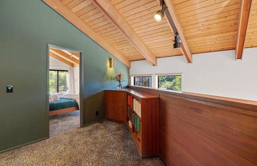 Spectacular & Secluded Wine Country Estate - Photo 58