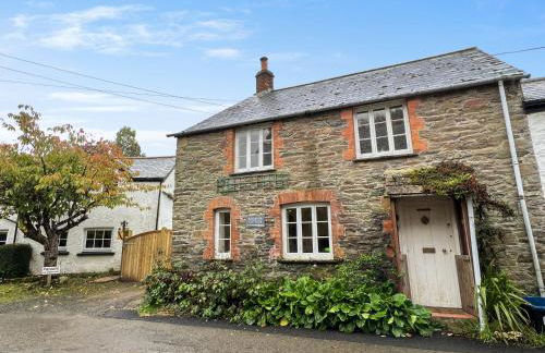 Riverside Cottage Brendon - Foto 1