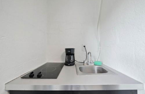 Chic City Retreat 93B - Photo 28