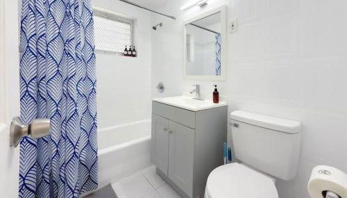 1BR Miami Beach Apt with King plus 2 Queens & Smart TV - Foto 5