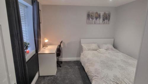 A luxury 2 bed flat in Romford - Foto 3