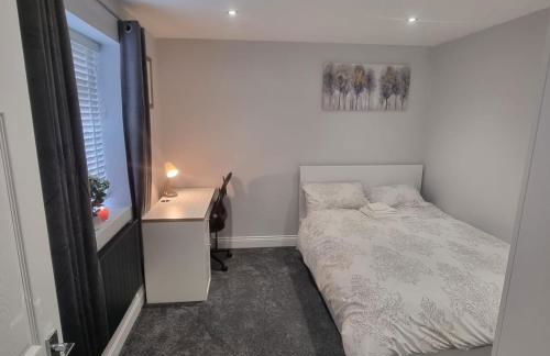 A luxury 2 bed flat in Romford - Foto 3