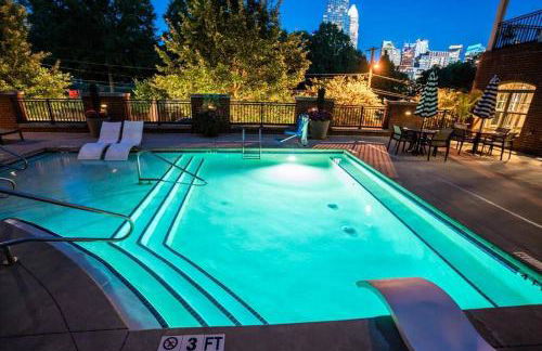 1Br Uptown, Pool, Wine, near Convention Center_311 - Photo 33