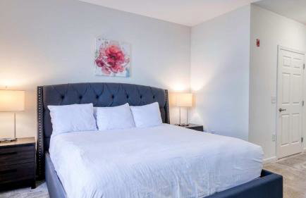 Luxury Modern Apt with Patio - Foto 14