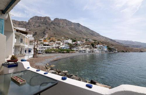Beachfront Lovely Small House on the Sea - Foto 12