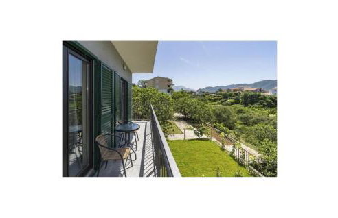 Beautiful Apartment In Omis - Photo 4