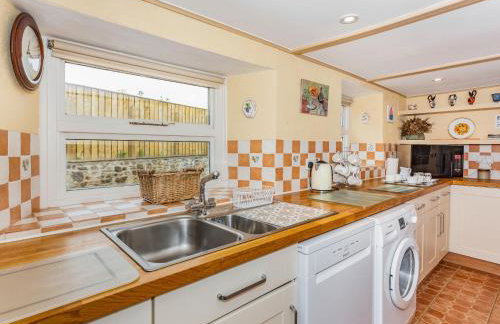 Corner House - Photo 12