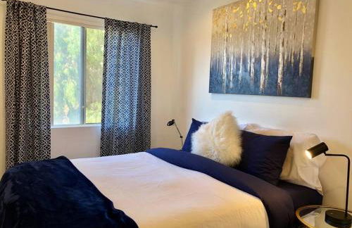 Silverlake and Echo Park - 6min to Downtown and Hollywood - - Photo 10