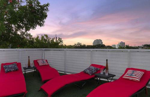 Luxury Mansion, Game Room, Pool, Rooftop, Skyline, Walk to Las Olas - Foto 42