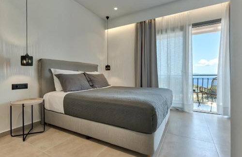 Marea Luxury Suites - Photo 73