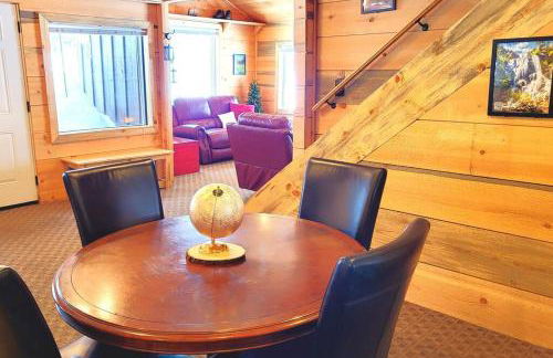 Sequoia Splendor, inside Kings Canyon NP by Visitors Center - Foto 21