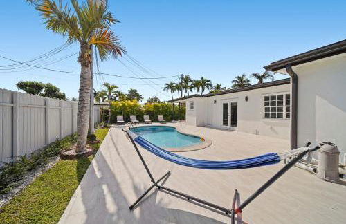 Miami Oasis- Pool & Game Fun - Foto 9