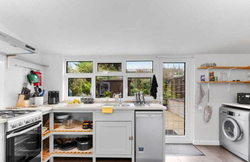 Colchester garden retreat - Ensuite & Parking - Foto 33