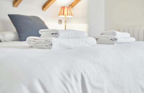 Casa Parbayón Encanto entre Jardines y Luz Natural - Foto 34