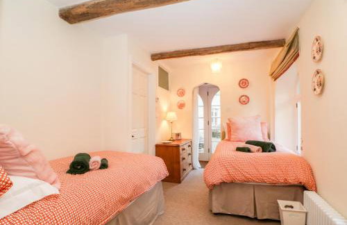 Chapel Cottage - Photo 13