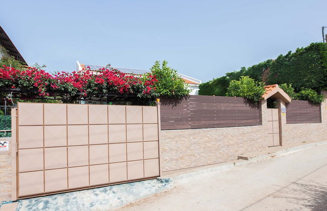 Deluxe 3 Bd House near Lagonisi w Garden - Foto 54