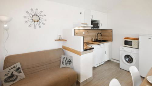 Beautiful Home In Bessas - Photo 3