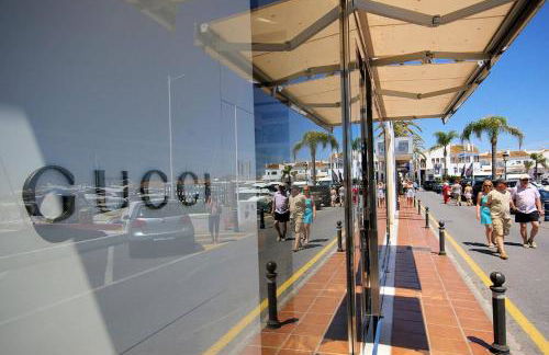 Villa Ramos by Villa Plus - Photo 32