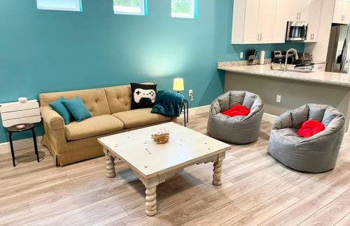 The Arcade close to downtown with fenced yard - Photo 11