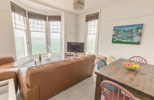 Pier View Apartment at Beach House - Photo 5